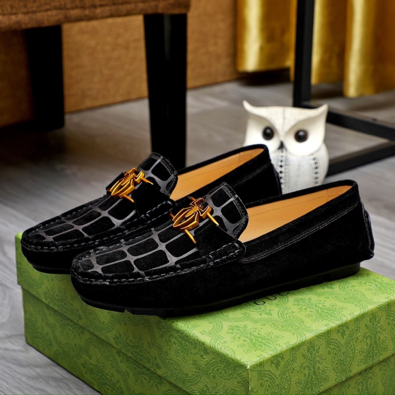 G*u*i leather shoes